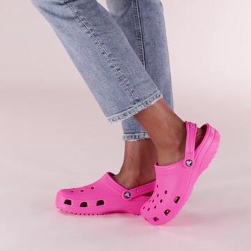 Crocs Classic Clog - Taffy Pink video thumbnail