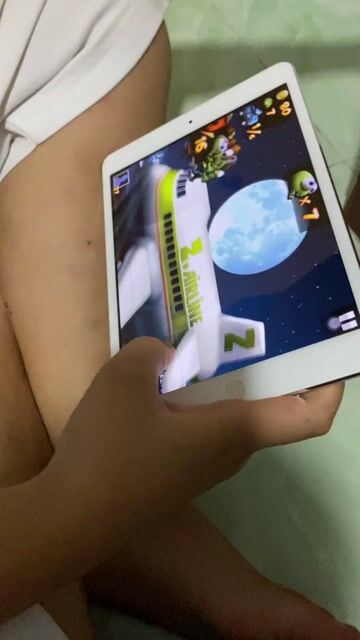 Apple iPad 16GB Bạc. Mua bán Máy tính bảng tại Quận Ô Môn Cần Thơ được đăng bởi Quý Mê Xe hình 1