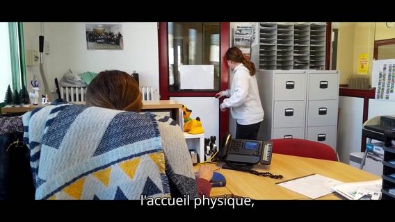 Dans l'ombre d'une secrétaire