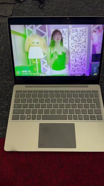 Microsoft Surface Laptop Go i5-1035G1 8GB/256GB. Mua bán Laptop tại Quận Nam Từ Liêm Hà Nội được đăng bởi Tiến Laptop  hình 1
