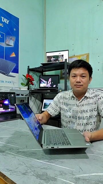 💥 LENOVO MỚI 98% SIÊU MỎNG VỎ NHÔM NHẸ 1,2KG. Mua bán Laptop tại Quận Bình Tân Tp Hồ Chí Minh được đăng bởi LAPTOP XÁCH TAY NGUYÊN ZIN hình 1