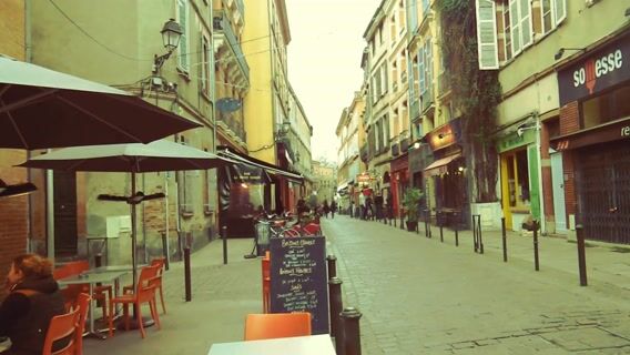 Vive la formation de pédicure-podologue