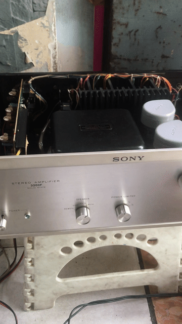 Amply Sony TA-3200F Bạc Nâu. Mua bán Tivi, Âm thanh tại Quận 3 Tp Hồ Chí Minh được đăng bởi Mai hoang ha hình 1