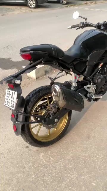 Cb300 2023 biển 29. Mua bán Xe máy tại Quận Cầu Giấy Hà Nội được đăng bởi Phú Lý hình 1