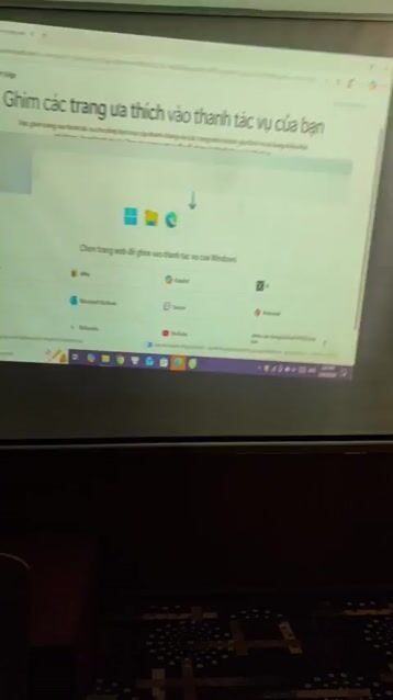 Máy chiếu Sony VPL-DX102. Mua bán Đồ dùng văn phòng tại Quận 3 Tp Hồ Chí Minh được đăng bởi Tài hình 1