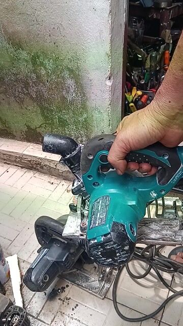 Máy cắt gỗ Makita Nhật Bản. Mua bán Đồ chuyên dụng, Giống nuôi trồng tại Quận Gò Vấp Tp Hồ Chí Minh được đăng bởi lê ngọc đoan hình 1