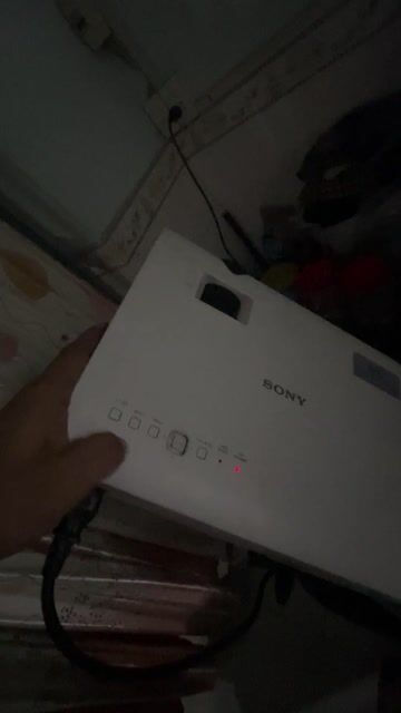 Máy chiếu Sony VPL-DX102 Trắng. Mua bán Đồ dùng văn phòng tại Huyện Bình Chánh Tp Hồ Chí Minh được đăng bởi Truong Vinh hình 1