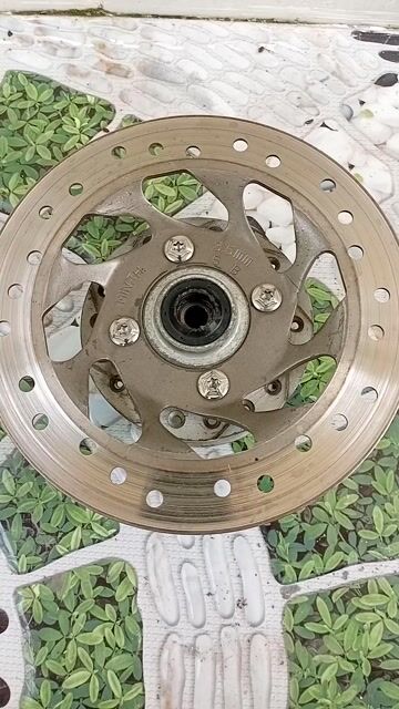 đùm f2 còn dư nên chia lại. Mua bán Phụ tùng xe tại Thành phố Cao Lãnh Đồng Tháp được đăng bởi thai hai hình 1