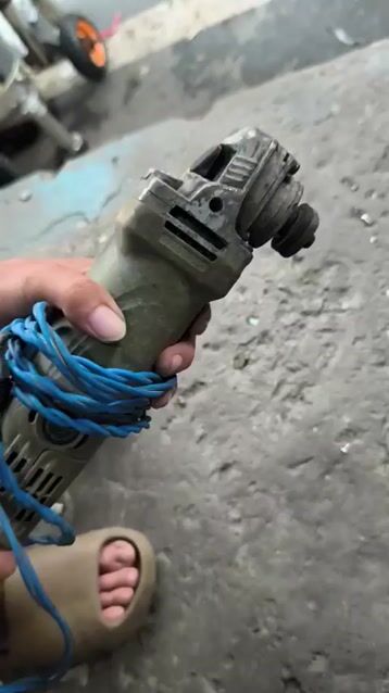 Máy mài góc Xám. Mua bán Đồ dùng văn phòng tại Huyện Châu Thành Hậu Giang được đăng bởi Dụng cụ cơ khí Mái Dầm  hình 1