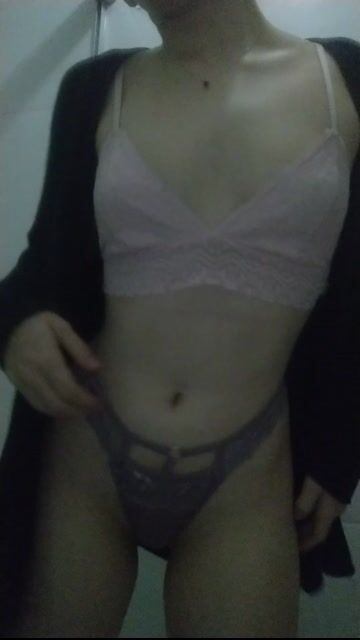 Model - Arizona Hot brazilian