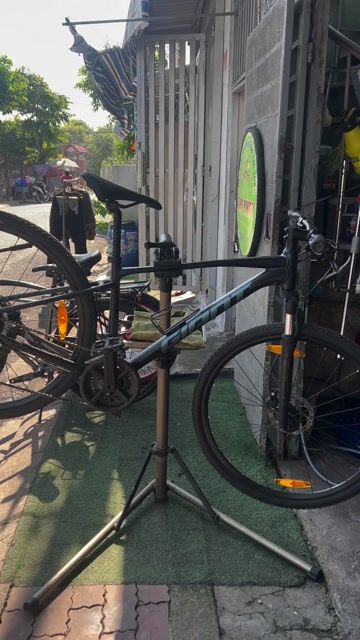 cân bán xe đạp giant roam 3 size M xe mơi 90%. Mua bán Xe đạp tại Huyện Hóc Môn Tp Hồ Chí Minh được đăng bởi MR RÔ hình 1