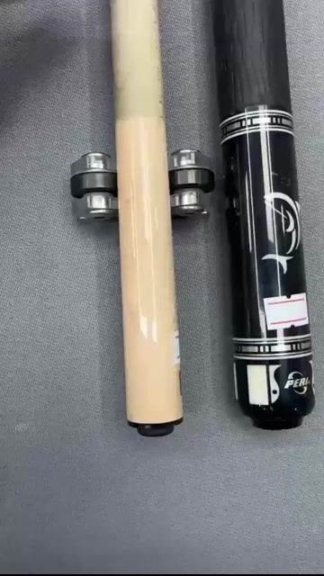 Gậy bi-a Gỗ Đen, Nâu gỗ Tập chơi. Mua bán Đồ thể thao, Dã ngoại tại Quận 4 Tp Hồ Chí Minh được đăng bởi NTT hình 1