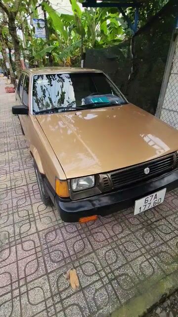 Toyota Corolla Vàng đồng. Mua bán Ô tô tại Thành phố Mỹ Tho Tiền Giang được đăng bởi Hoàng Sơn hình 1