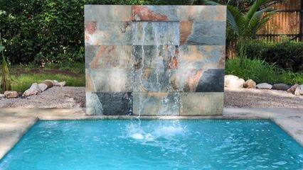 Casa 1 Hab. c/Aire + Piscina + Skate Bowl + Parqueo Cubierto