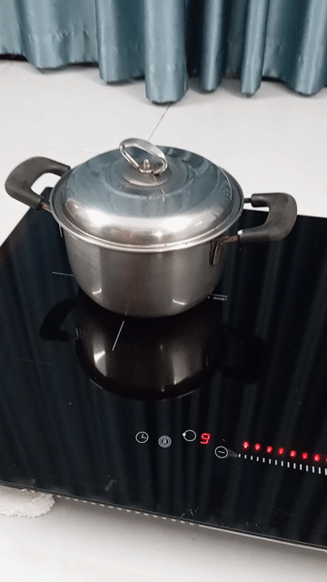 Bếp từ hồng ngoại Ý Ferroli còn mới 99,99%. Mua bán Bếp, lò, đồ điện nhà bếp tại Quận 8 Tp Hồ Chí Minh được đăng bởi nguyen quoc vuong hình 1