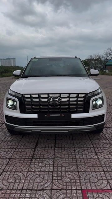 Hyundai Venue 2024 - 37000 km. Mua bán Ô tô tại Quận Cẩm Lệ Đà Nẵng được đăng bởi nguyễn văn khoa hình 1