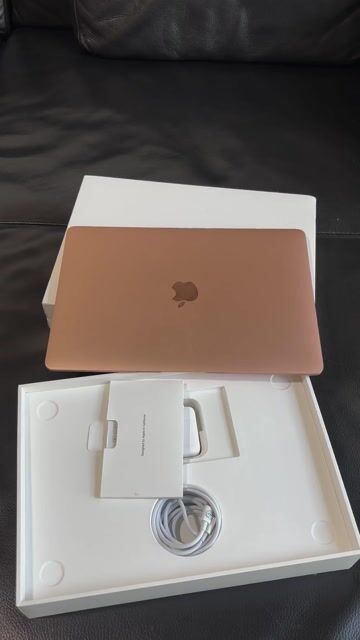 Apple MacBook Air M1 13-inch 8GB/256gb Rose Gold. Mua bán Laptop tại Thành phố Thủ Đức Tp Hồ Chí Minh được đăng bởi KHÔI MINH hình 1