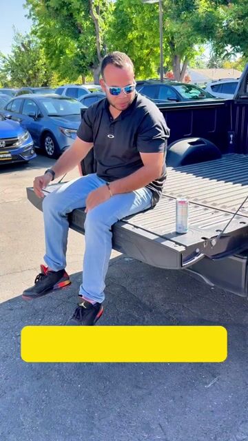 2022 Toyota Tundra video thumbnail