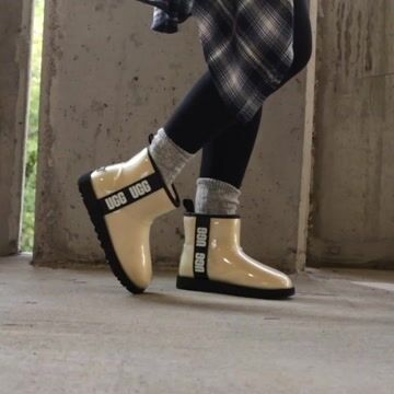 Womens UGG® Classic Clear Mini II Boot - Natural / Black video thumbnail