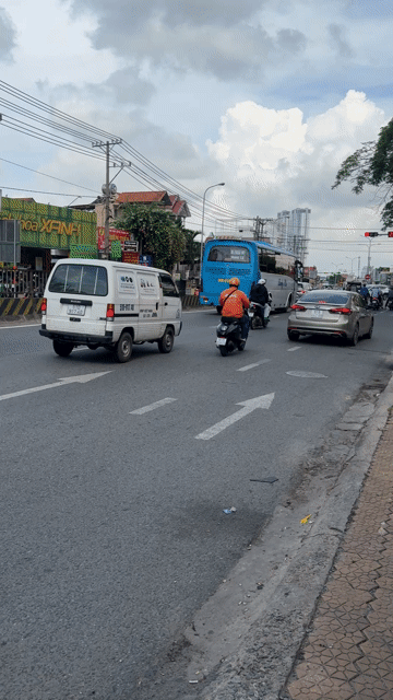Cho thuê Văn phòng, Mặt bằng kinh doanh Thành phố Dĩ An Bình Dương diện tích 165 m² giá 15 triệu/tháng