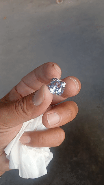 Đá Topaz Xanh lơ Lâm Đồng 14.9 carat. Mua bán Đồ sưu tầm, đồ cổ tại Quận Bình Tân Tp Hồ Chí Minh được đăng bởi huynhduythe hình 1