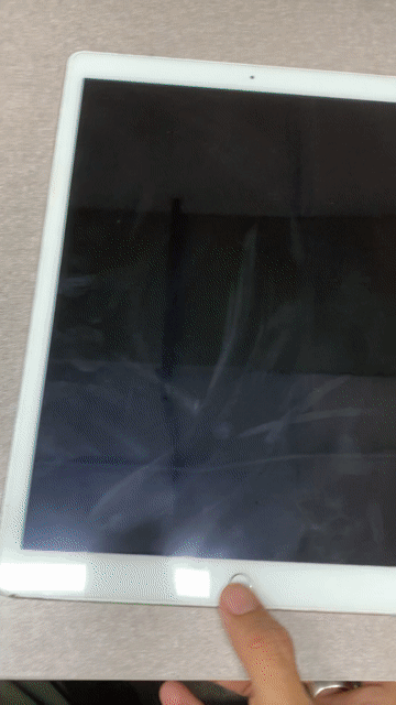 Apple iPad Pro 12.9 Gen 1 32GB Bạc. Mua bán Máy tính bảng tại Quận Phú Nhuận Tp Hồ Chí Minh được đăng bởi Tấn Dũng hình 1