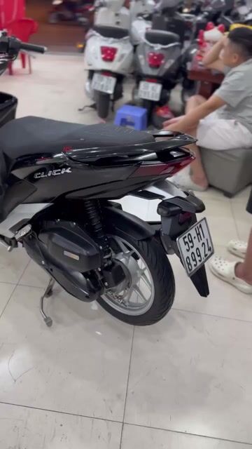 Honda Vario 125.Xe đẹp máy zin.miễn bàn.BSTP. Mua bán Xe máy tại Quận 6 Tp Hồ Chí Minh được đăng bởi Cửa Hàng Xe Máy Hoà Bùi hình 1