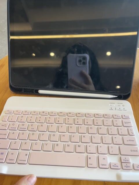 Apple iPad Air 6 11 inch Bạc. Mua bán Máy tính bảng tại Huyện Hàm Tân Bình Thuận được đăng bởi July Trân hình 1
