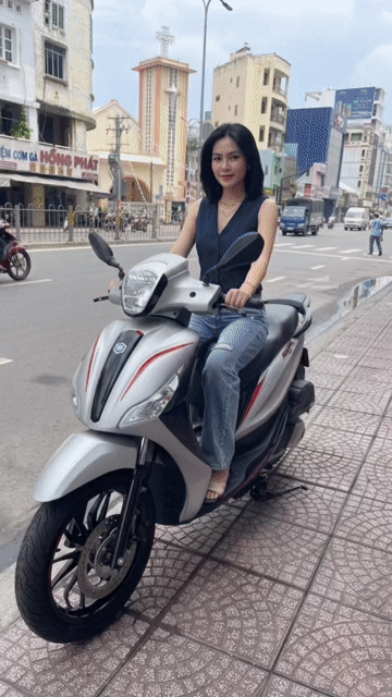 Piaggio Medley 150cc 2019 Bạc 20km. Mua bán Xe máy tại Quận Phú Nhuận Tp Hồ Chí Minh được đăng bởi DŨNG HOÀNG  hình 1