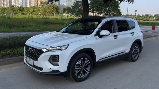 Hyundai SantaFe 2019 2.4 Xăng Đặc Biệt 70000 km. Mua bán Ô tô tại Quận Cầu Giấy Hà Nội được đăng bởi Vũ Kiên hình 1