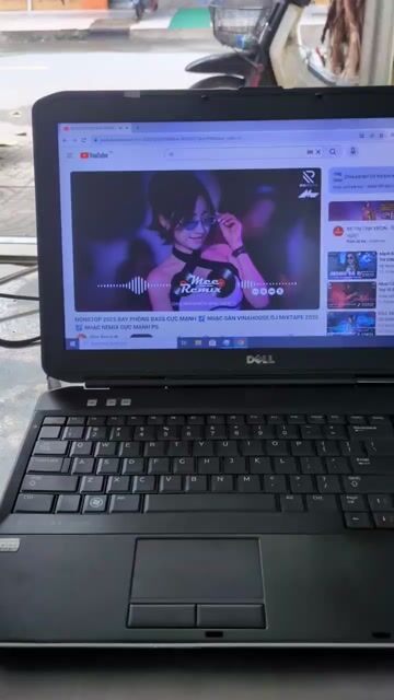 thanh lý cty văn phòng dell-i5-3230m-8-256 = 1tr5. Mua bán Laptop tại Quận 11 Tp Hồ Chí Minh được đăng bởi Tran thien khanh hình 1