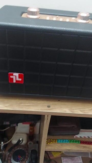 Loa Bluetooth Đen Kim loại Bluetooth. Mua bán Tivi, Âm thanh tại Quận Gò Vấp Tp Hồ Chí Minh được đăng bởi tân nguyễn hình 1