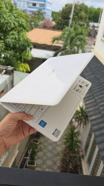 Asus E202S N3050 4GB/500GB Trắng. Mua bán Laptop tại Thành phố Đồng Xoài Bình Phước được đăng bởi Nguyen Xuan Truong hình 1