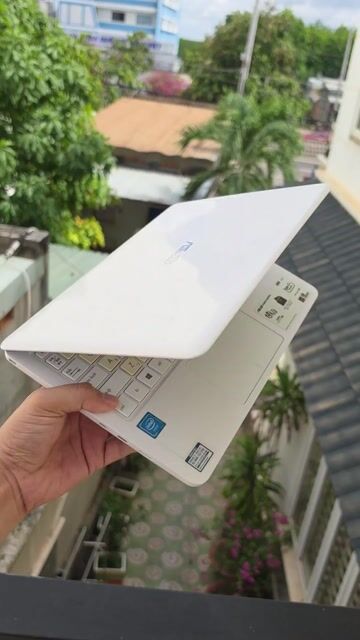 Asus E202S N3050 4GB/500GB Trắng. Mua bán Laptop tại Thành phố Đồng Xoài Bình Phước được đăng bởi Nguyen Xuan Truong hình 1