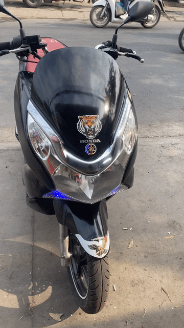 Honda PCX. ZIN ÊM.  BS THÀNH PHỐ. CÓ GÓP. Mua bán Xe máy tại Thành phố Thủ Đức Tp Hồ Chí Minh được đăng bởi Xe Máy Quốc Hằng góp 0 đồng hình 1