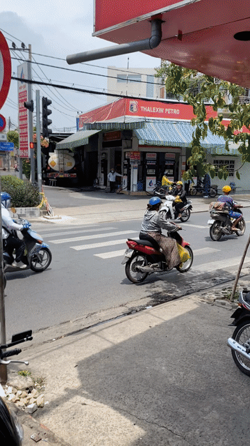 Cho thuê Văn phòng, Mặt bằng kinh doanh Quận Tân Phú Tp Hồ Chí Minh diện tích 112 m² giá 28 triệu/tháng
