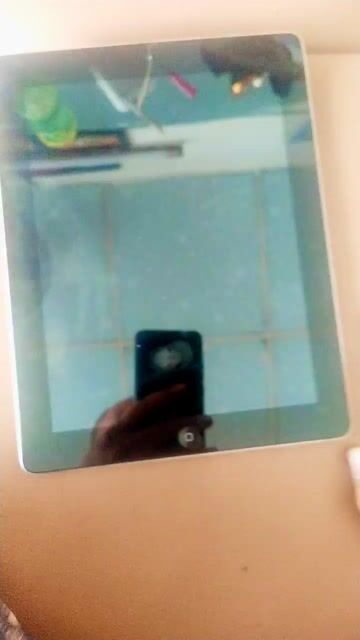 Apple iPad 2 16GB Bạc. Mua bán Máy tính bảng tại Huyện Bến Lức Long An được đăng bởi Mành vui vẻ  hình 1