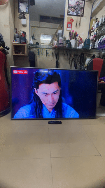 thanh lý tivi Samsung 50 inh 4k zin đẹp có wifi. Mua bán Tivi, Âm thanh tại Quận Thanh Xuân Hà Nội được đăng bởi Văn sỹ cắt tóc hình 1