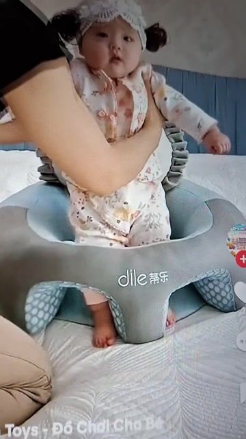 Ghế tập ngồi vải mới. Mua bán Mẹ và bé tại Quận 4 Tp Hồ Chí Minh được đăng bởi Hạnh hình 1