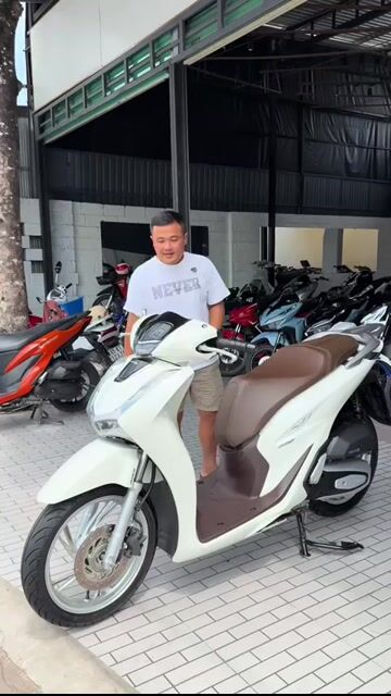 Sh 160 abs 2023 đklđ 2024 hồ sơ cầm tay.. Mua bán Xe máy tại Quận Ô Môn Cần Thơ được đăng bởi Trần Tùng hình 1