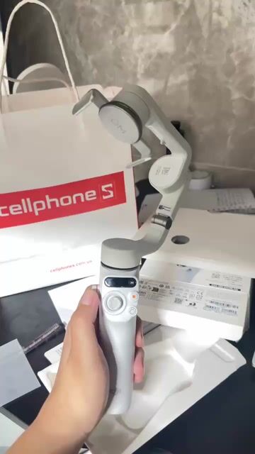 Tay cầm chống rung DJI Osmo Mobile 6 Trắng. Mua bán Phụ kiện (Màn hình, Chuột...) tại Quận Cái Răng Cần Thơ được đăng bởi Lê Thiện hình 1
