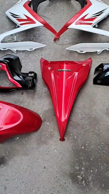 Áo Honda Air Blade 125 trắng đỏ  2013. Mua bán Phụ tùng xe tại Quận Bình Tân Tp Hồ Chí Minh được đăng bởi  Võ Vinh hình 1