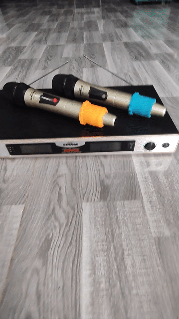 Micro không dây Shure KTV-600 Vàng đồng. Mua bán Tivi, Âm thanh tại Huyện Hóc Môn Tp Hồ Chí Minh được đăng bởi Đức Anh hình 1