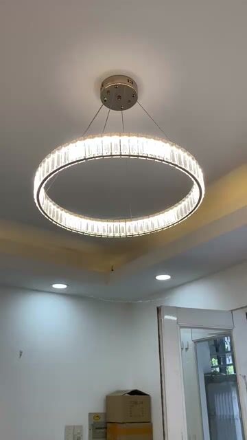 Đèn thả trần trang trí còn mới, đẹp, xài tốt. Mua bán Đèn tại Quận Bình Thạnh Tp Hồ Chí Minh được đăng bởi Ami Nguyen hình 1