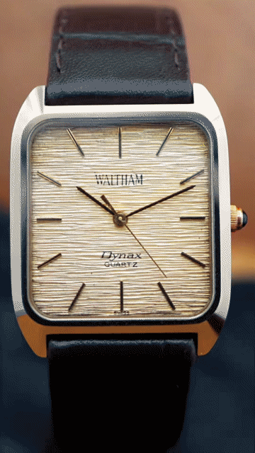 Waltham Dynax Tank Swiss Quartz 28x35mm Mặt Linen. Mua bán Đồng hồ tại Quận 3 Tp Hồ Chí Minh được đăng bởi Đồng Hồ Nội Địa Nhật hình 1
