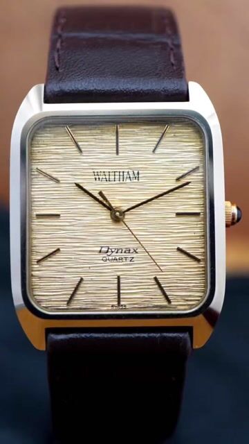 Waltham Dynax Tank Swiss Quartz 28x35mm Mặt Linen. Mua bán Đồng hồ tại Quận 3 Tp Hồ Chí Minh được đăng bởi Đồng Hồ Nội Địa Nhật hình 1