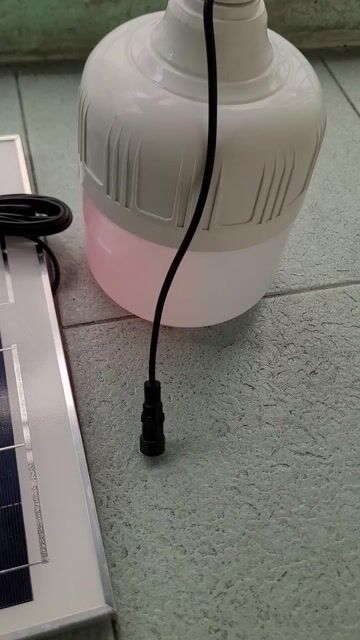 Đèn năng lượng mặt trời 350W 3 màu đã sử dụng. Mua bán Đèn tại Quận 11 Tp Hồ Chí Minh được đăng bởi Hùng hình 1