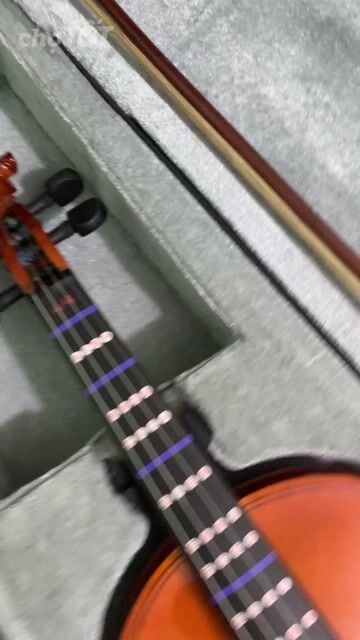 Đàn Violin Woim Gỗ Nâu. Mua bán Nhạc cụ tại Huyện Thống Nhất Đồng Nai được đăng bởi Nguyễn Chip hình 1