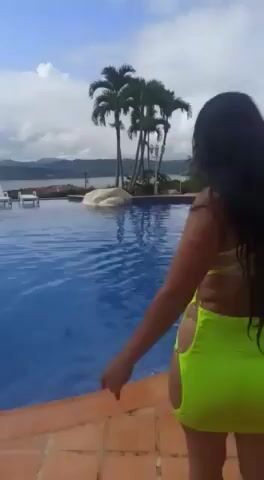 Model - AngelaDiaz bigass