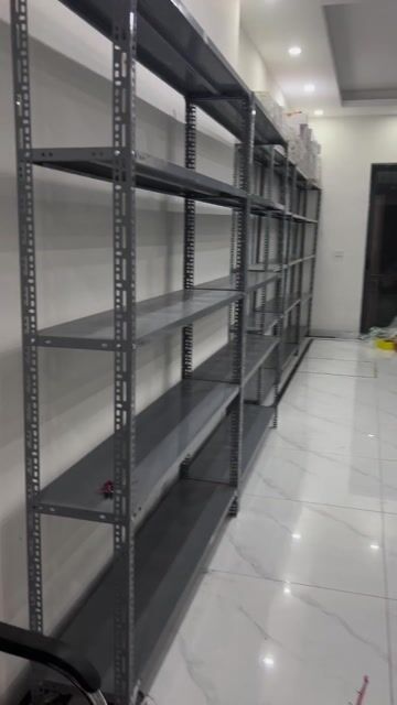 Kệ sắt Xám 2m x 1.5m x 30cm 90% mới. Mua bán Tủ, kệ gia đình tại Quận Thanh Xuân Hà Nội được đăng bởi Đoàn  hình 1